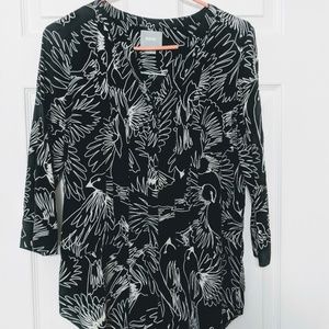 3/4 sleeve blouse with bird design